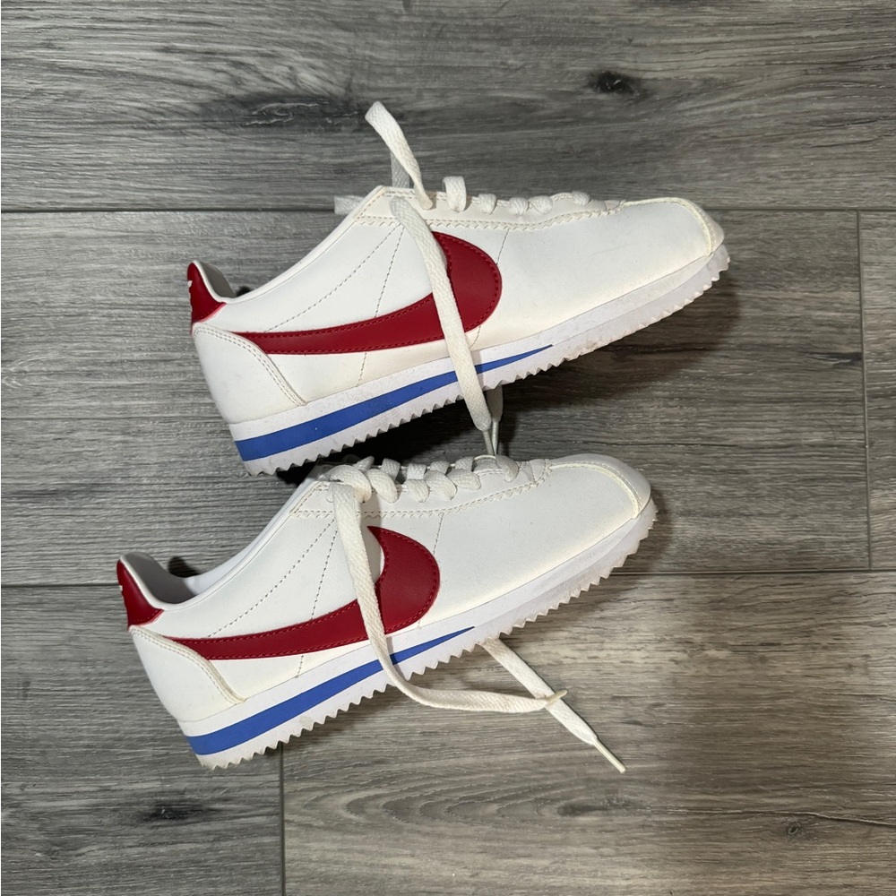 Women’s Nike Cortez sneaker size 5